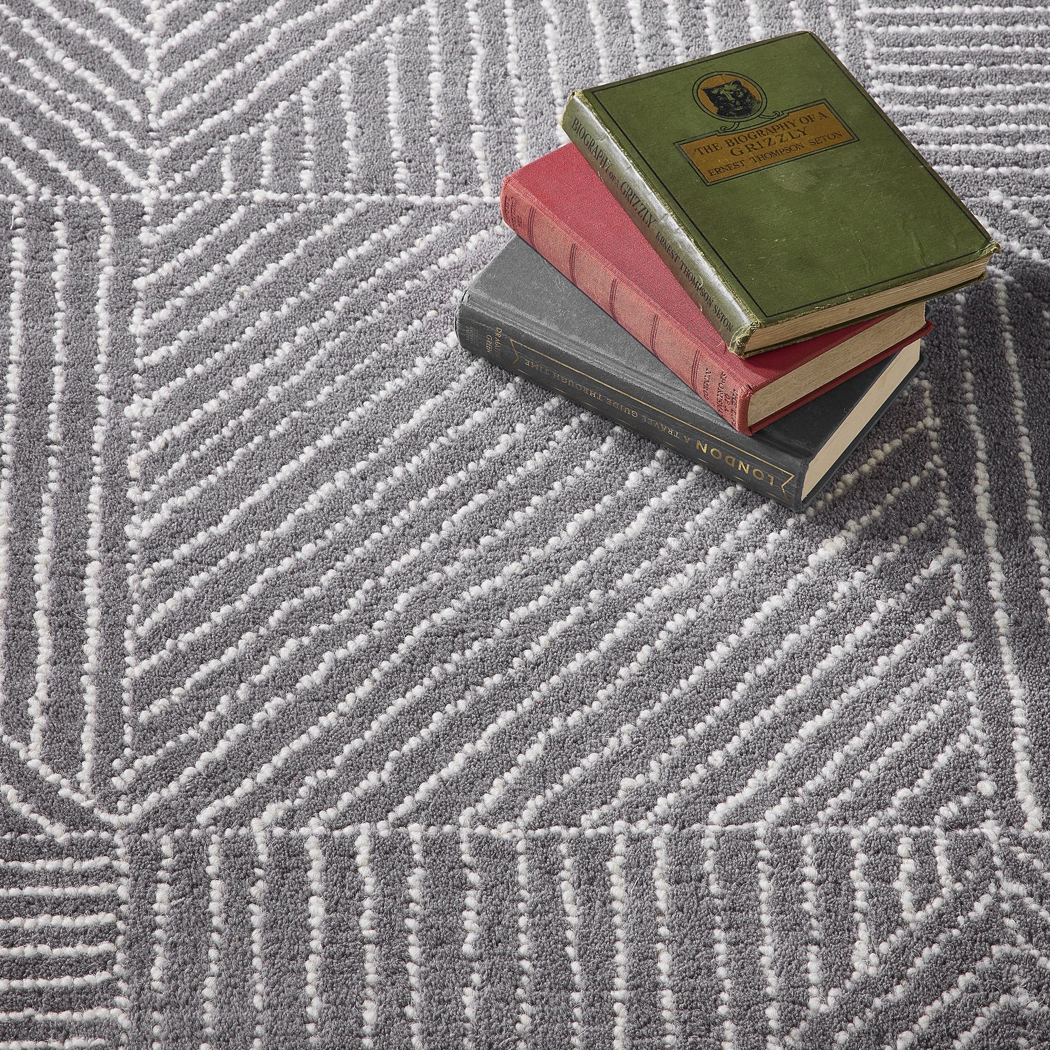 Geometric Rug Charcoal - Image 3