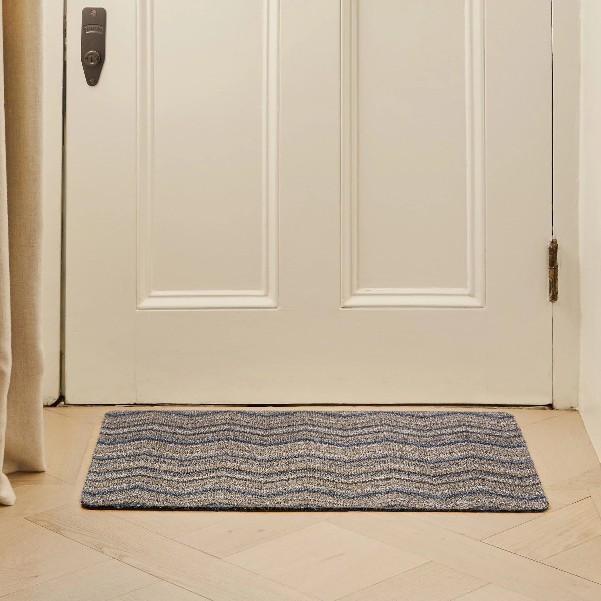 Ribbon Grey Zig Zag Washable Doormat - Image 2