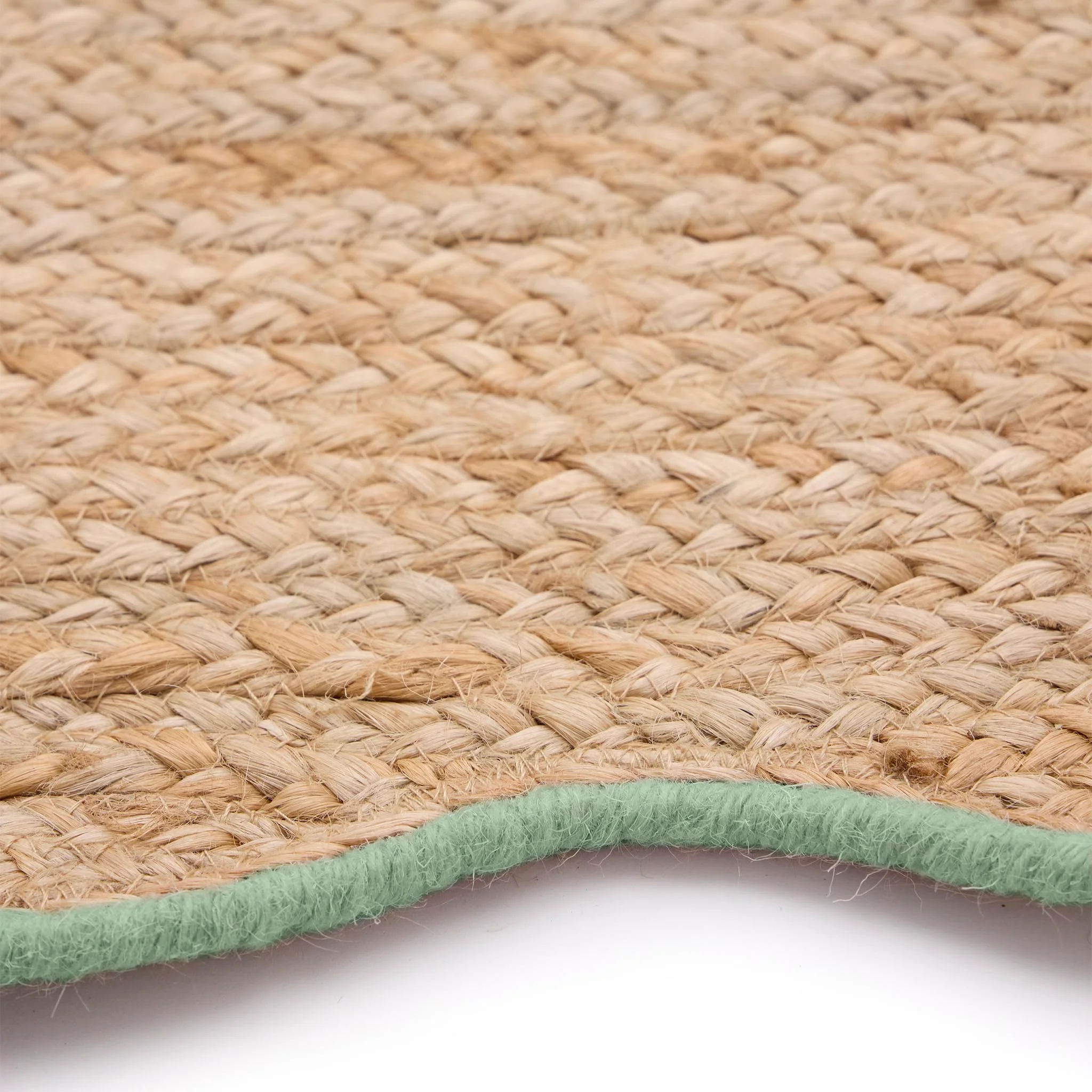 Jute Scalloped Edge Runner Green - Image 3