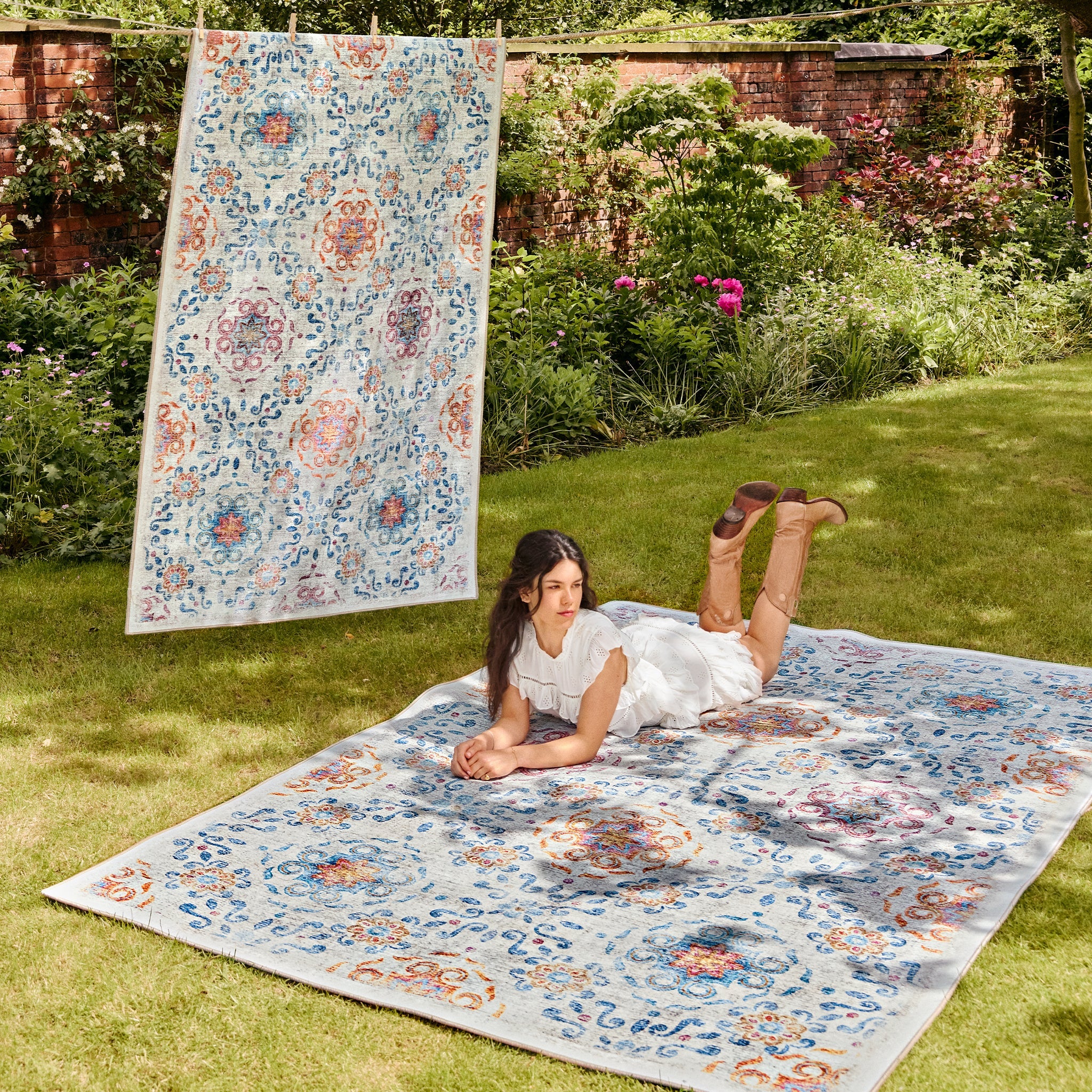 Modern Damask Eco-Washable Rug - Image 3