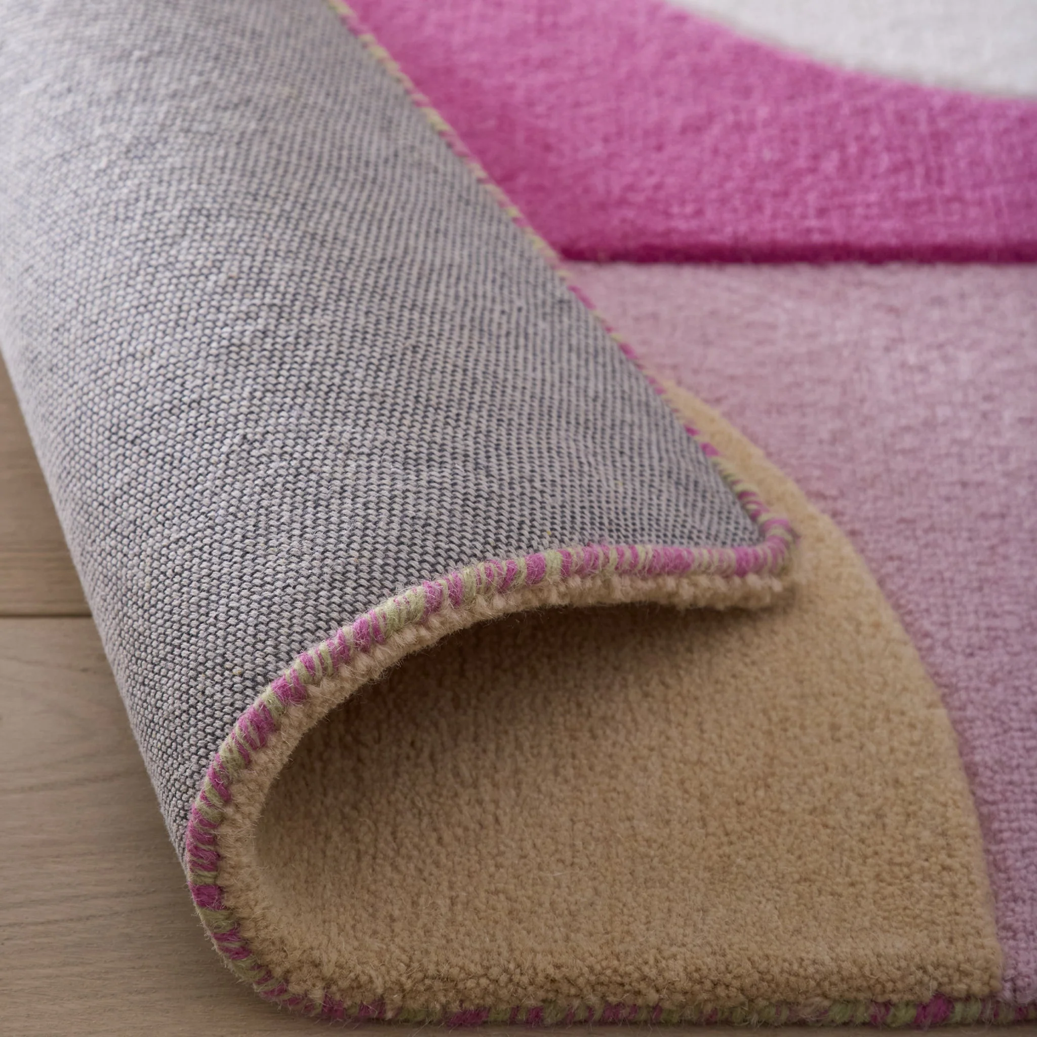 Retro Deco Rug Pink - Image 5