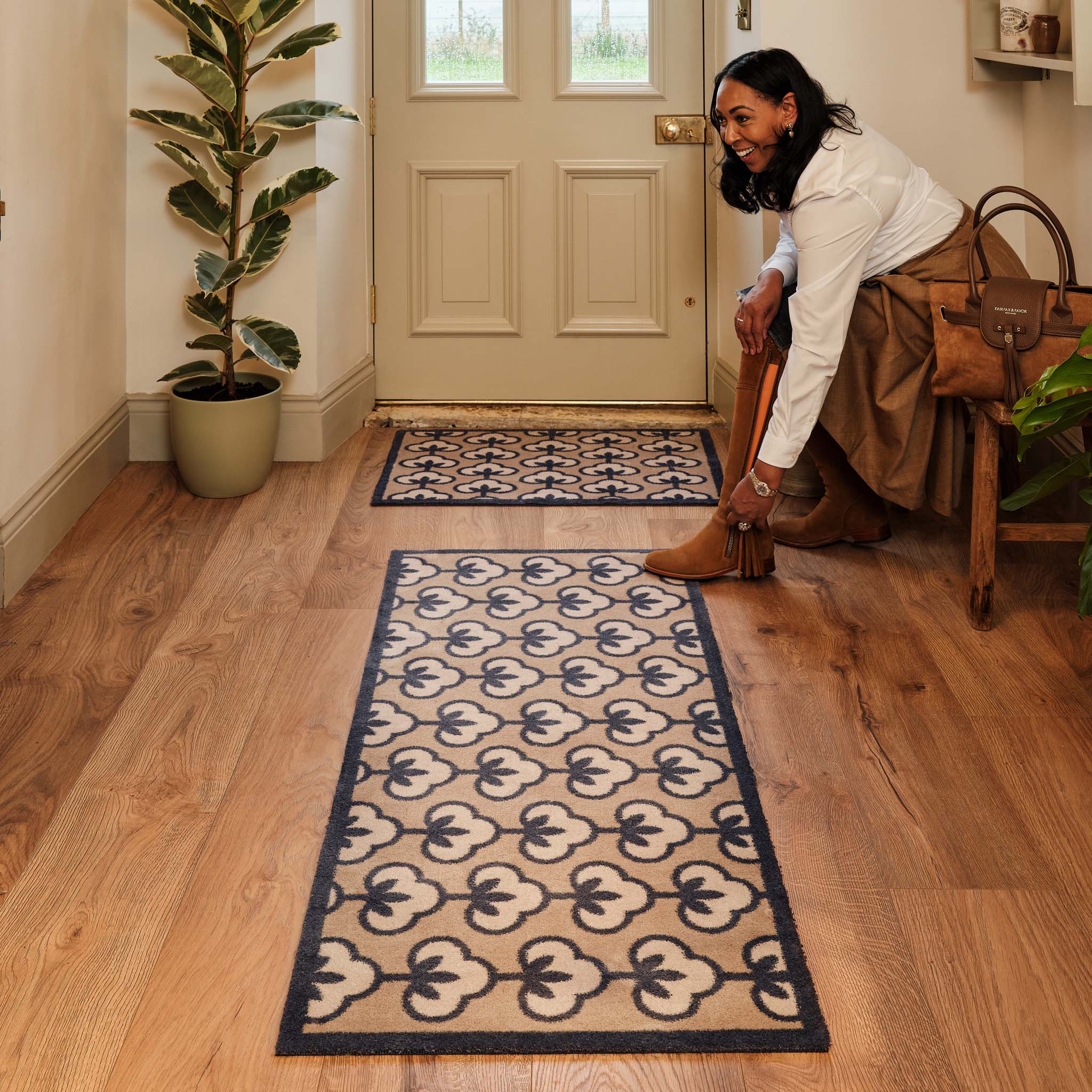 Retro Flower Neutral Washable Runner - Image 2