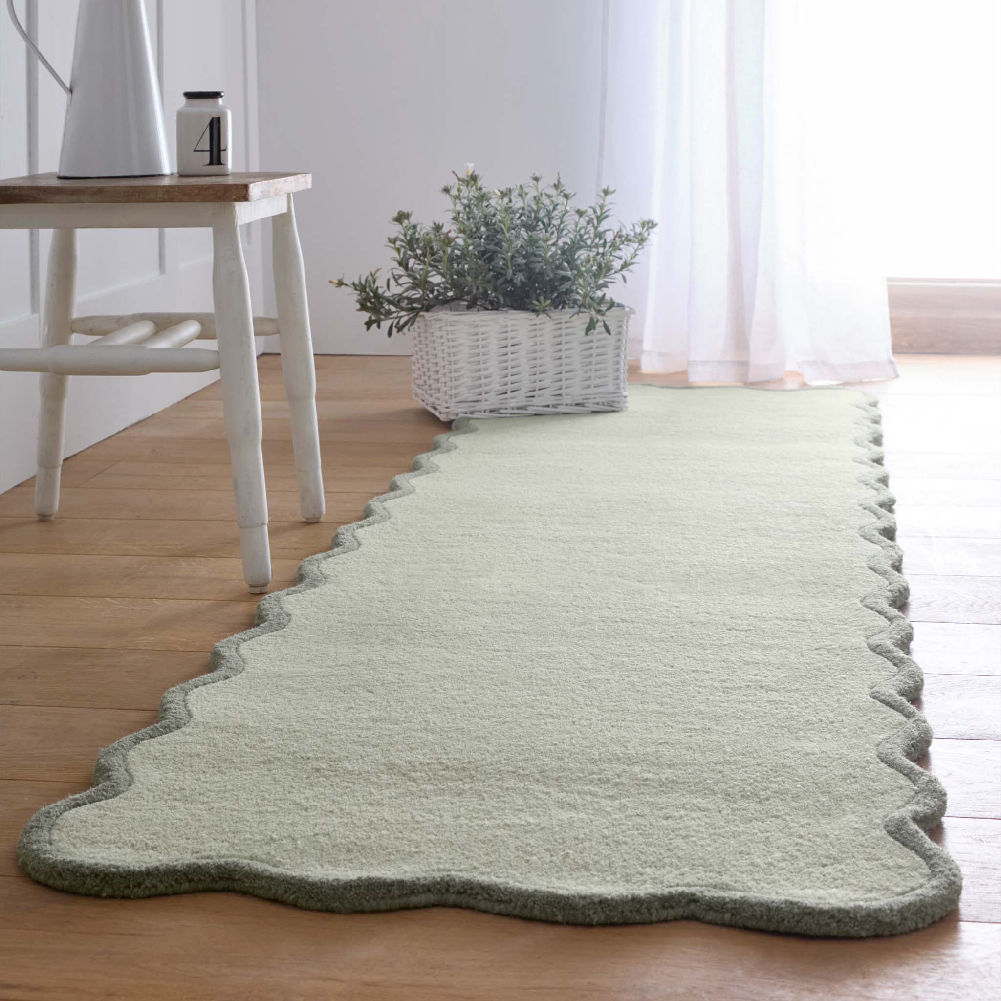 Scalloped Elsie Sage\Segrass Runner - Image 2