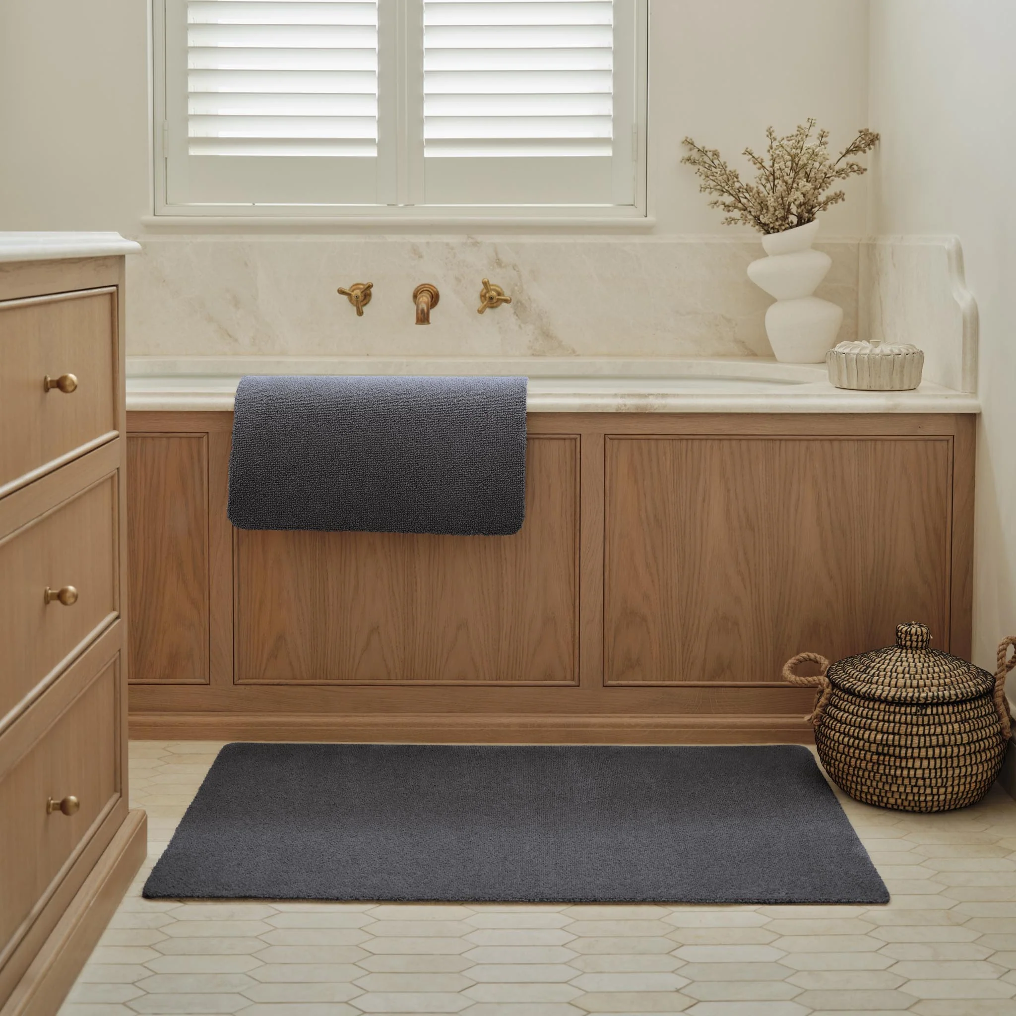 Sense Charcoal Bath Mat - Image 4