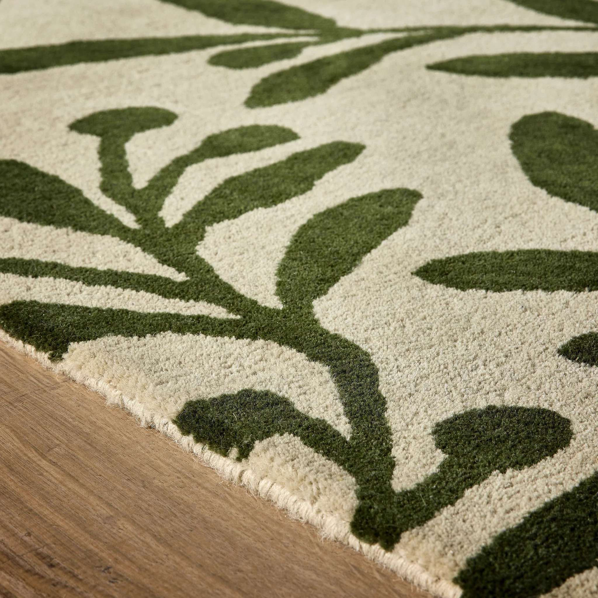 Trailing Leaf Rug - Image 3