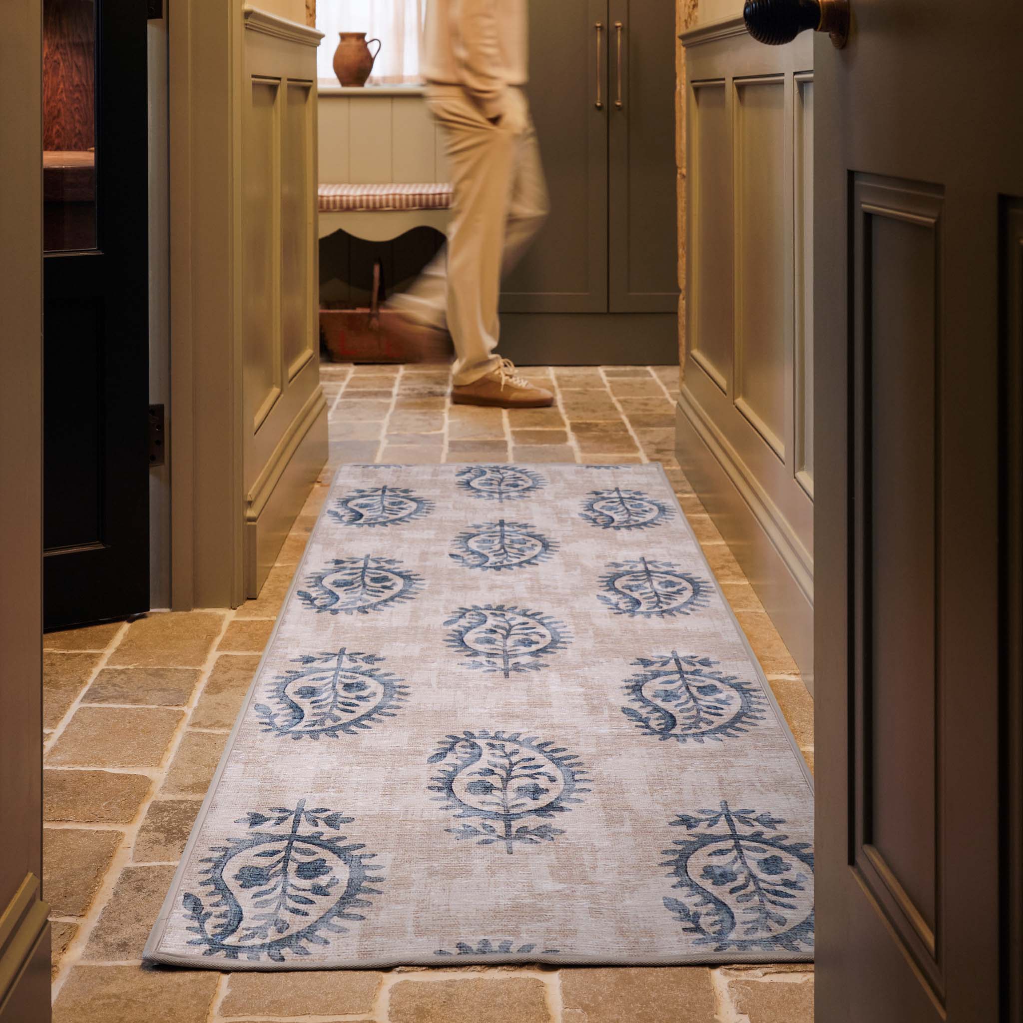 Woodblock Paisley Blue Eco-Washable Runner - Image 2